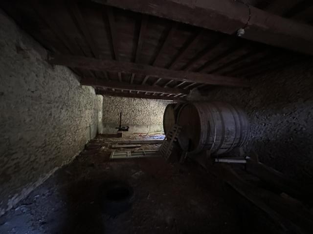 Ferme En Pierre A Renover Et Son Terrain De 6 Hectares 385m² Gabarret