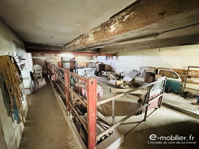 Ferme et dépendances