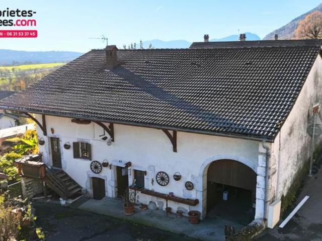 Ferme Gessienne et terrain constructible Farges 01550