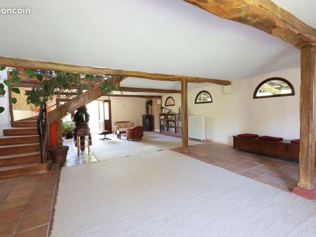 Ferme rénovée sur 1ha6