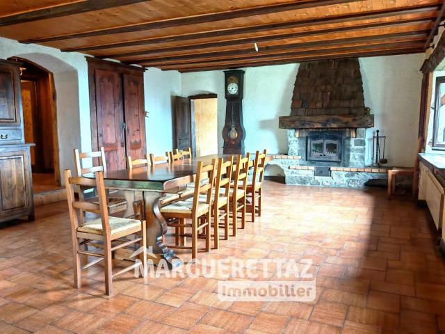 Ferme savoyarde 502 m² à St Sigismond 213m² Saint Sigismond