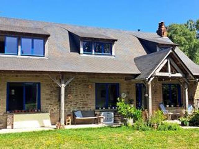 FERMETTE DE 130M² AVEC 4 CHAMBRES SUR UN MAGNIFIQUE TERRAIN DE 15000M²