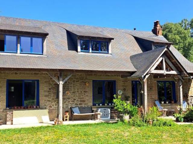 Fermette de 130m² avec 4 chambres sur un magnifique terrain de 15000m²