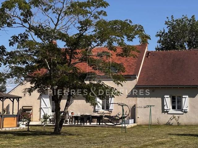 FERMETTE RENOVEE AVEC GRANGE