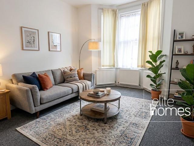 Fermoy Road, London W9, 3 bed flat to rent, £2,950 pcm | PrimeLocation