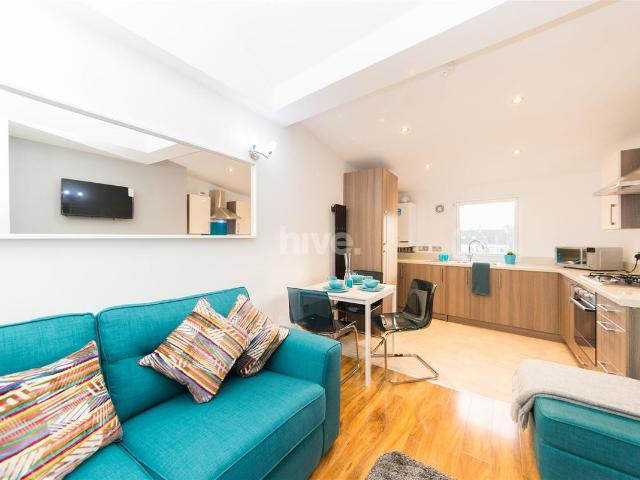 Fern Apartments, Osborne Road, Jesmond NE2, 2 bed flat to rent, £995 pcm | PrimeLocation