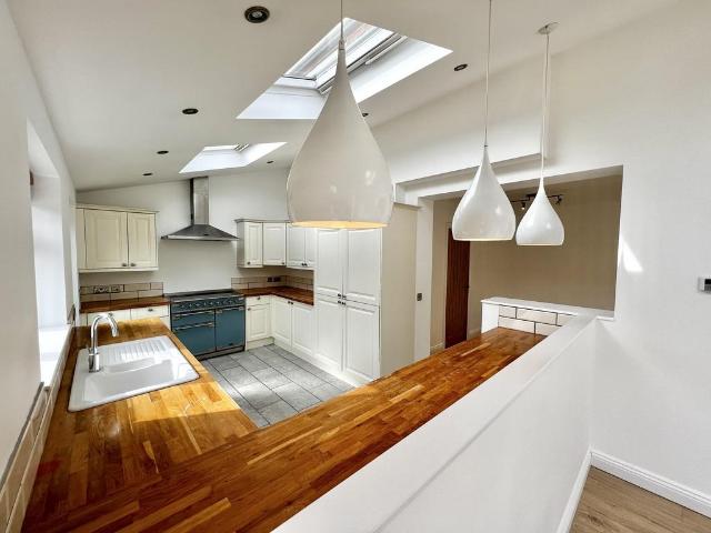 Fern Close, Southwell 4 bed detached house to rent £1,550 pcm £358 pw