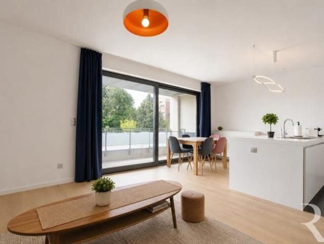 Fernand Cocq/Flagey – Luxury 2 Bedroom Apartment + Terrace
