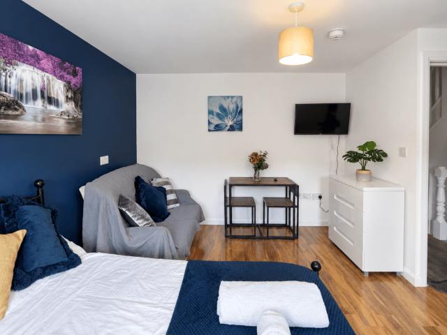 Fernbank Avenue, Wembley, HA0 1 bed in a house share to rent £1,100 pcm £254 pw