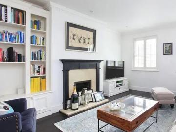 Fernbank Mews, London, SW12 9NJ, United Kingdom | 4 bed townhouse for rent #140400437 | Rentberry
