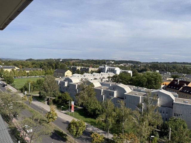Fernblick statt Nachbarwand! 2 Loggien, Lift und Garage in Linz Kleinmünchen