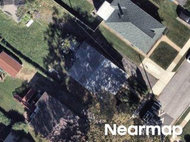 Ferndale Ave