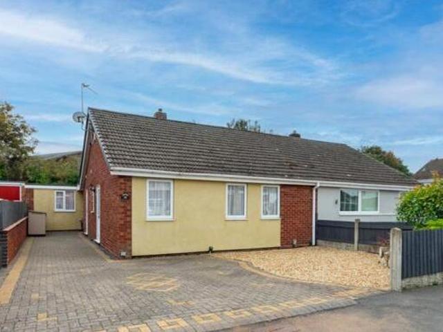 Ferndale Close,burntwood,2 Bedroom Bungalow