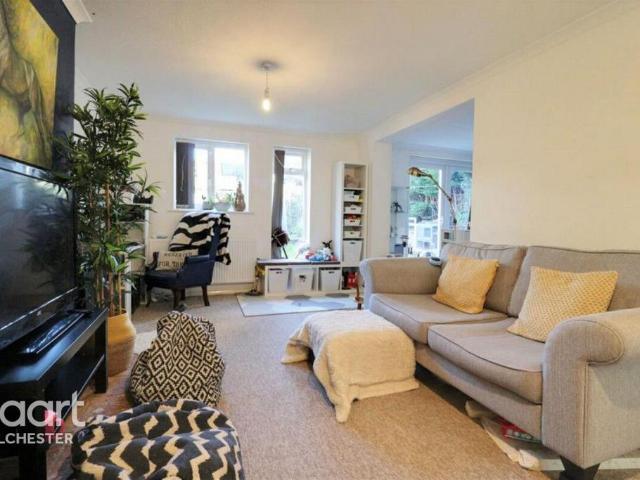 Fernlea, COLCHESTER 3 bed terraced house to rent £1,700 pcm £392 pw