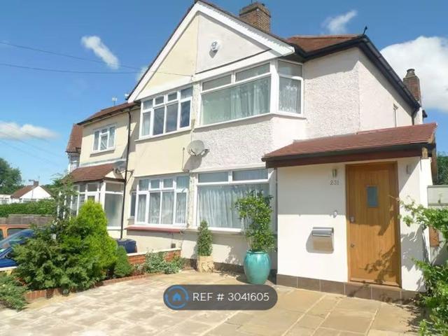 Fernside Avenue, Feltham TW13, 2 bed semi detached house to rent, £2,000 pcm | PrimeLocation