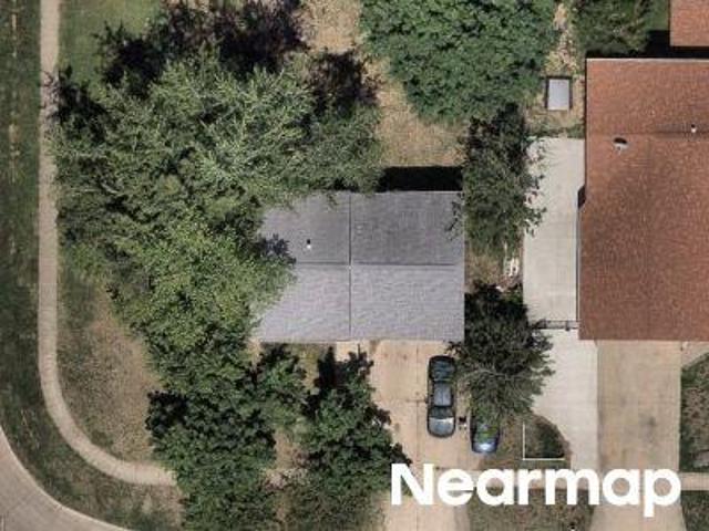 Fernwood Dr NE