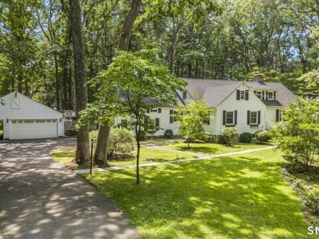 Fernwood Dr, Stamford, Home For Sale