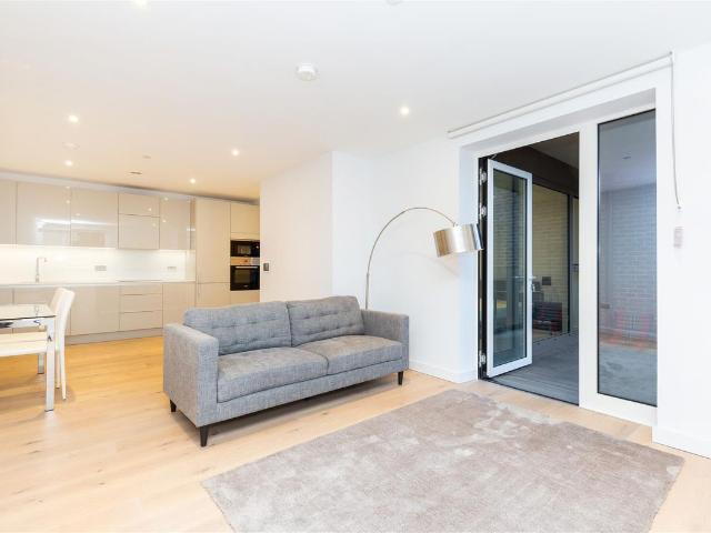 Ferraro House, Elephant Park, Elephant & Castle SE17, 2 bed flat to rent, £3,363 pcm | PrimeLocation