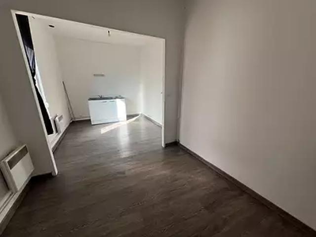 Ferrière la Grande 59680 Location appartement 1 pièce t1 au dernier étage