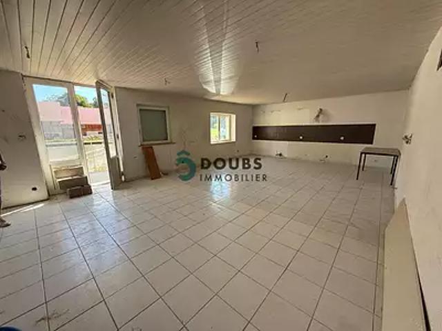Ferrières le Lac 25470 Achat / Vente appartement 3 pièces t3 au dernier étage cave