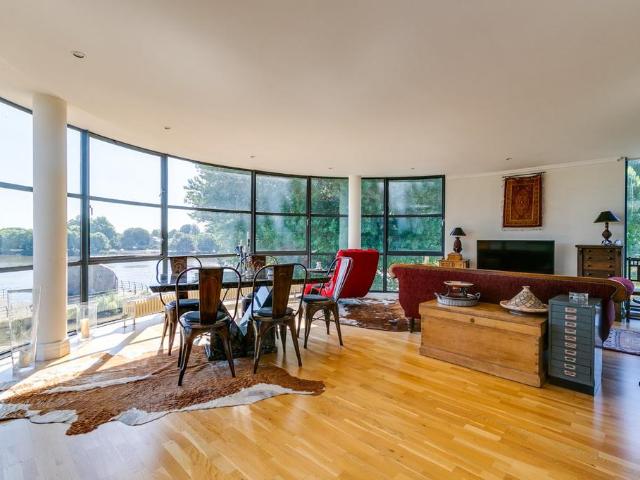 Ferry Wharf, London, TW8 0AW, United Kingdom | 2 bed apartment for rent #59719916 | Rentberry