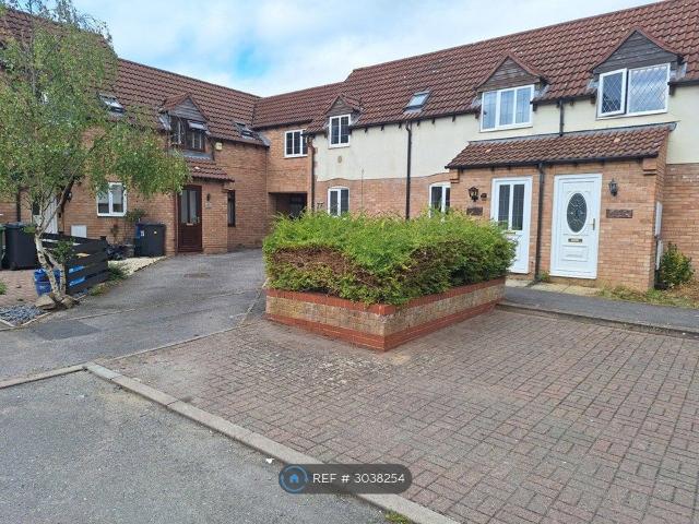 Ferry Gardens, Gloucester GL2, 3 bed terraced house to rent, £1,350 pcm | PrimeLocation