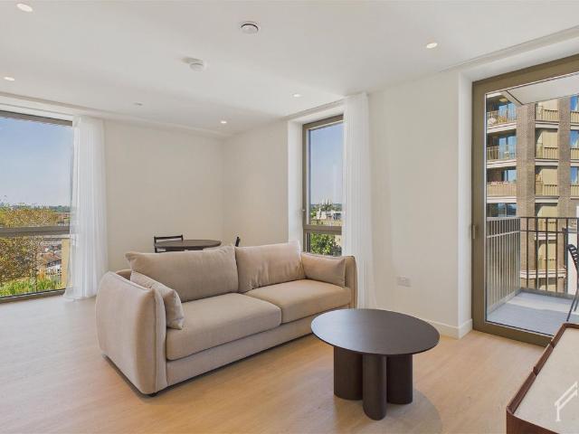 Ferry Island, 2 Heart Of Hale, London N17, 1 bed flat to rent, £2,250 pcm | PrimeLocation