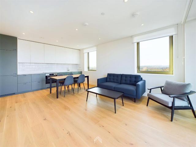 Ferry Island North, Tottenham Hale | London N17, 2 bed flat to rent, £2,650 pcm | PrimeLocation