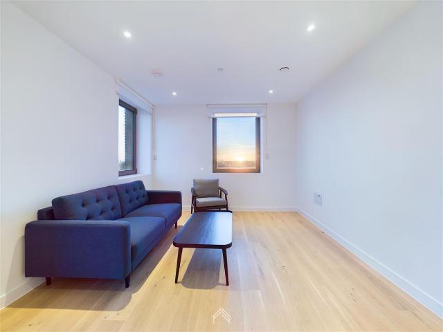 Ferry Island, Station Road London N17, 1 bed flat to rent, £2,300 pcm | PrimeLocation