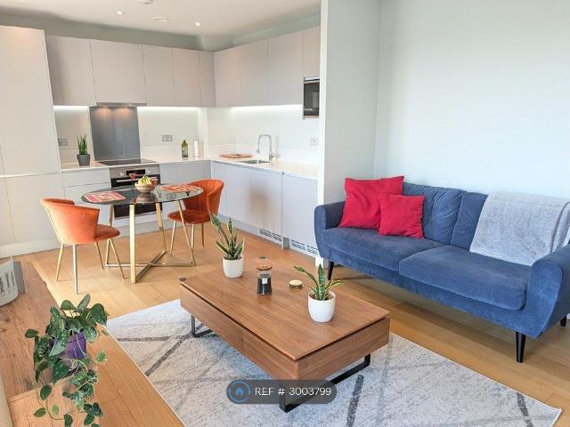 Ferry Lane, London N17, 1 bed flat to rent, £2,200 pcm | PrimeLocation