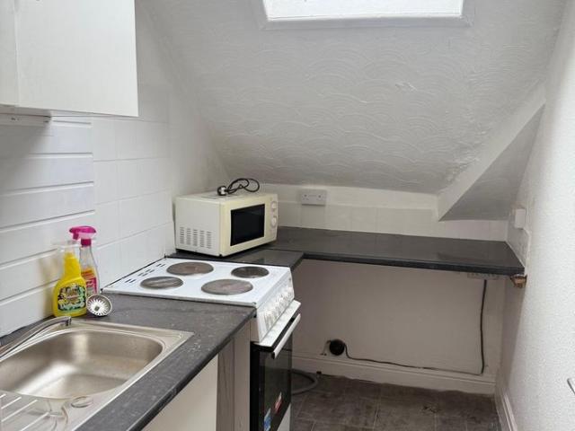 Ferry Road, Cardiff CF11, 1 bed flat to rent, £750 pcm | PrimeLocation
