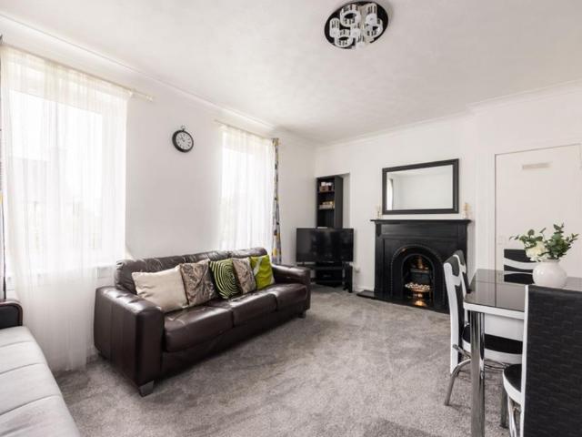 ferry road place, edinburgh, eh4 4ax