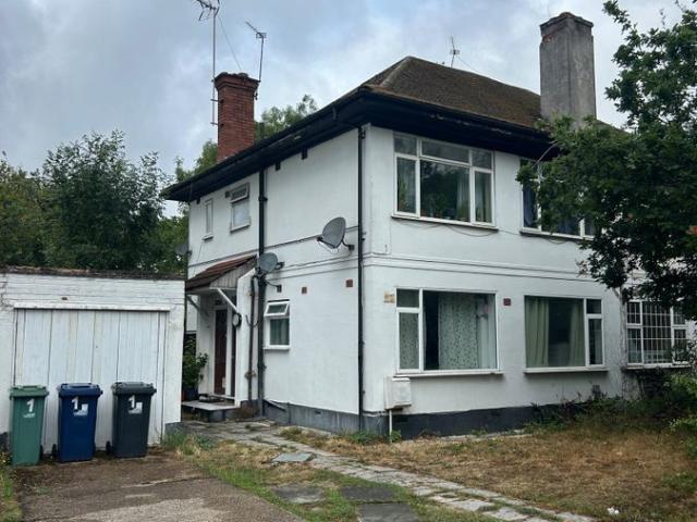 Ferrymead Gardens, Greenford UB6, 2 bed maisonette to rent, £1,800 pcm | PrimeLocation