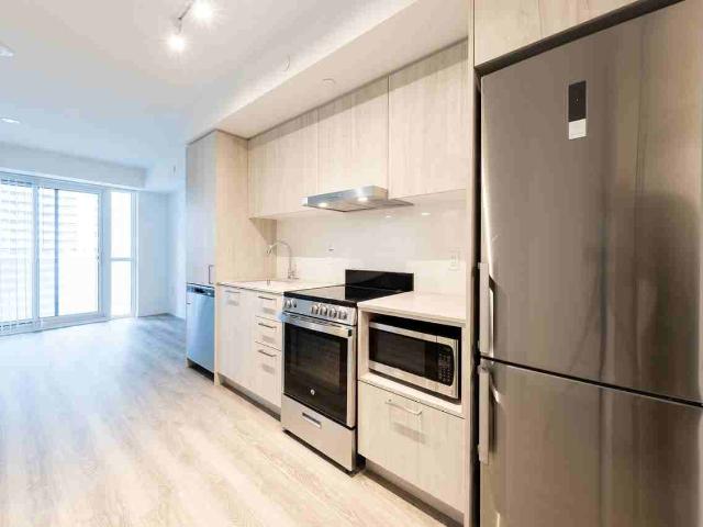Festival 1 Bedroom Apartment for Rent at 225 Commerce St, Vaughan, ON L4K 0R1