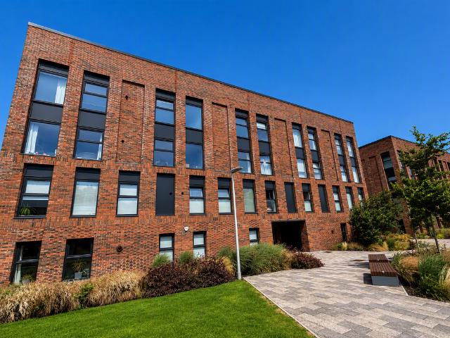 Festival Court, Glasgow G51, 1 bed flat to rent, £1,200 pcm | PrimeLocation