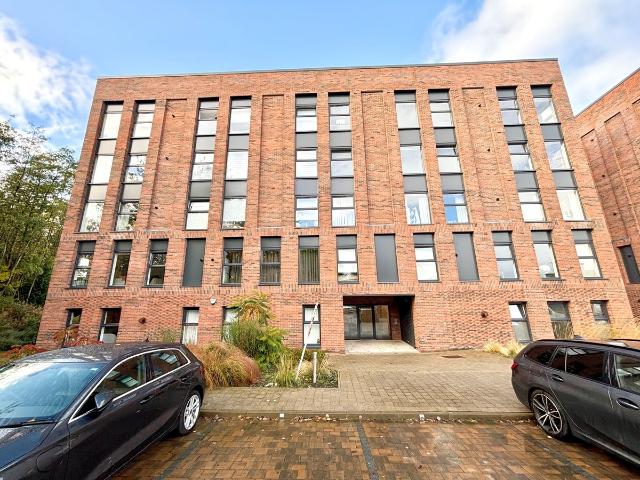 Festival Court, Glasgow G51, 2 bed flat to rent, £1,600 pcm | PrimeLocation