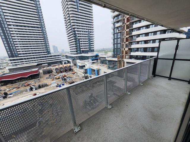 Festival Studio Apartment for Rent at 225 Commerce St, Vaughan, ON L4K 0R1