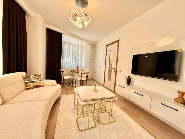 Fesleğen Mahallesi Arakat Çift Cephe Eşyalı 1,5+1 Satılık Apart