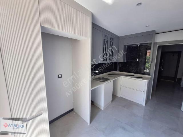 Fesleğen'de 155m2 4+1 Lüks Daire