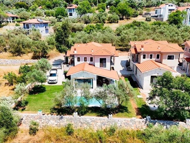 FETHİYE GÖCEK GÖKÇEOVACIK'TA SATILIK 4+1 HAVUZLU DOĞA VİLLALARI