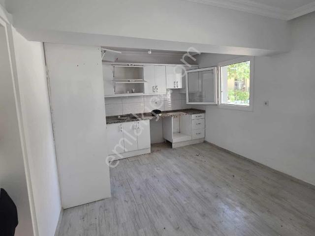 Fethiye Menteşeoğlu Mahallesinde 2+1 Giriş Kat Daire