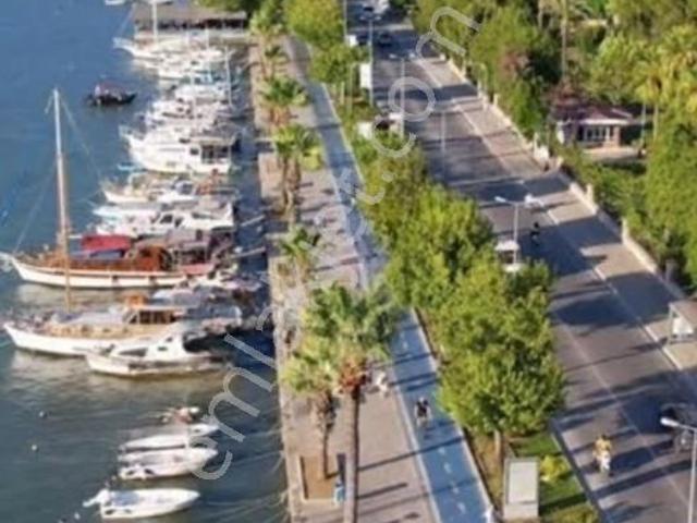 Fethiye Merkezi Konumda Sahile 300m Eşyalı Kiralık Daire