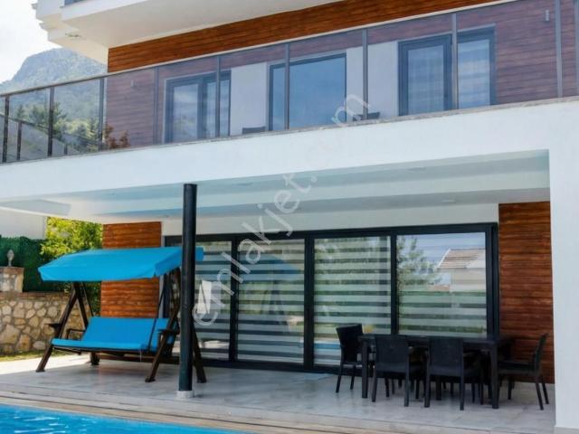 Fethiye Ovacık'ta Olağanüstü 5 Yatak Odalı Modern Lüks Villa