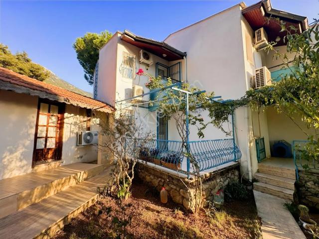 Fethiye Ovacık'ta, Havuzlu Sitede, 2+1 Dubleks Kiralık Ev