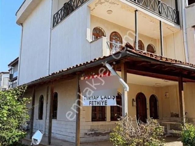 Fethiye Akarca 4+1 Triblex Satılık Villa