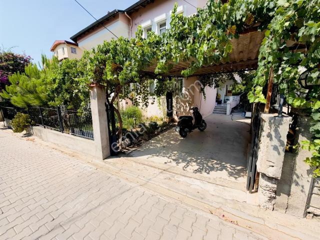 Fethiye Akarca Da Katta Tek Daire Satılık Arsa Fiyatına
