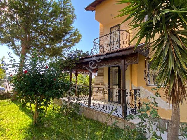 Fethiye Akarca Mahallesinde Kiralık 3+1 Site İçinde Villa