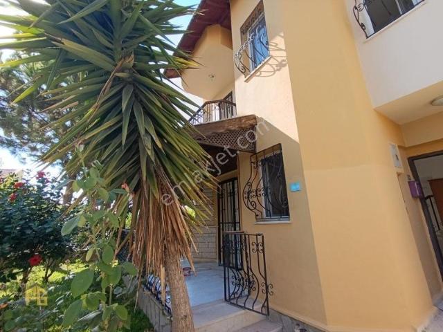 Fethiye Akarca'da Sahile 100mt Evcil Hayvana Uygun Havuzlu