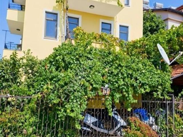 Fethiye Çalıca Mahallesinde Ara Kat 3+1 Kiralık Daire