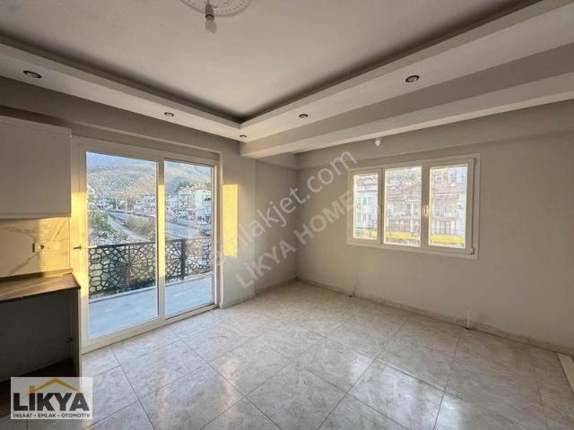 Fethiye Çalıca Mevkiinde 3+1 130 M2 Kiralık Çatı Dubleks Daire